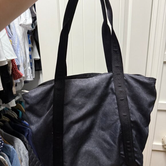 Lululemon tote bag - Picture 2 of 3